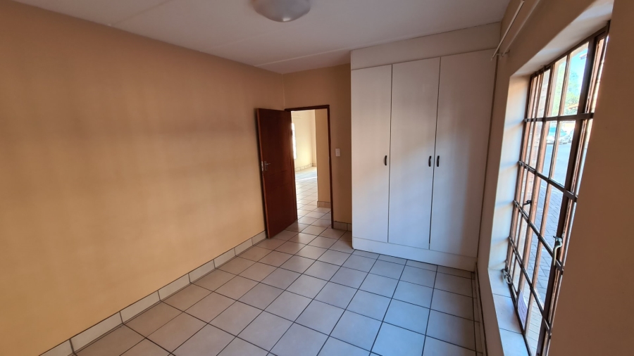 To Let 1 Bedroom Property for Rent in Die Bult North West